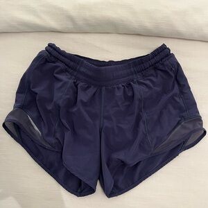 Lululemon Hotty Hot Shorts 4” - Blue